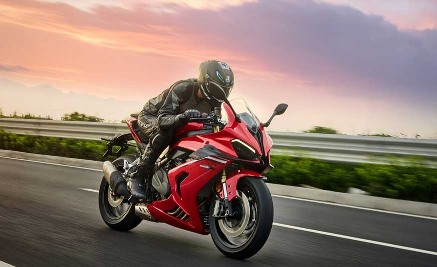 QJMotor SRK 800 RR Modell 2026 1