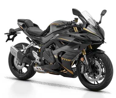 QJMotor SRK 800 RR Modell 2026 schwarz