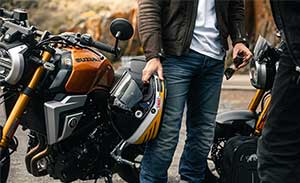 SuzukiSV-8T Modell 2026 Lifestyle a