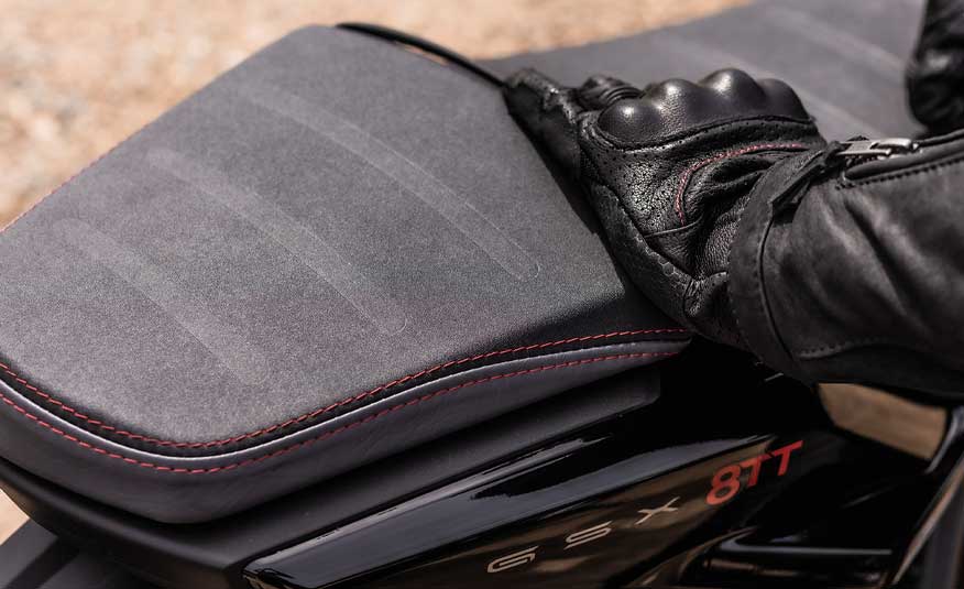 SuzukiSV-8TT Modell 2026 Lifestyle 4