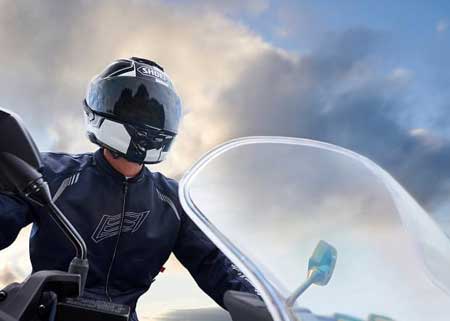 SuzukiSV-7GX Modell 2026 Schutzschild.