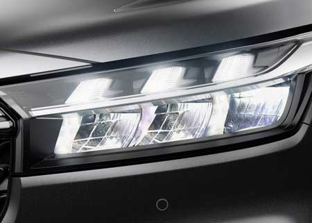 S-Cross LED Scheinwerfer