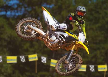 RM-Z250 Kraft am laufenden Band