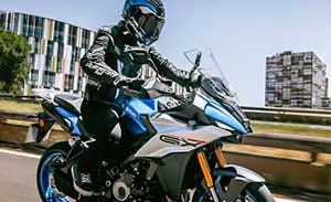 GSX-S1000GX b