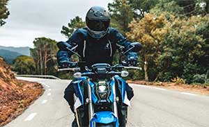 GSX-S950 a