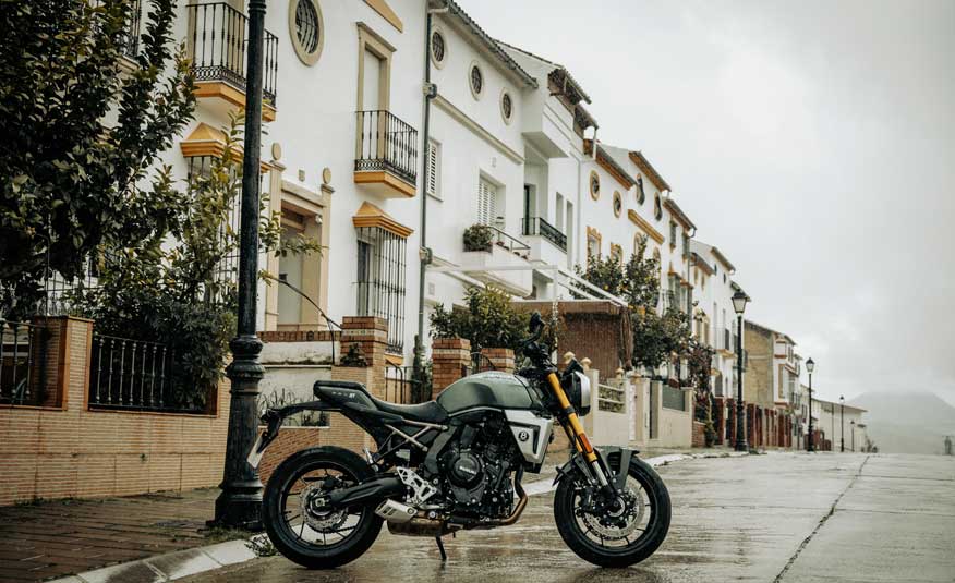 GSX-8T 2