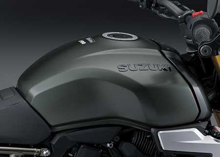 GSX-8T - 16,5 Liter Tank