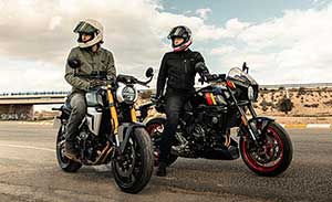 GSX-8R a