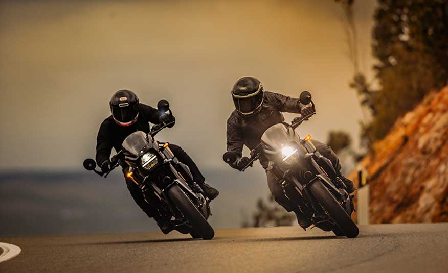 GSX-8R 5